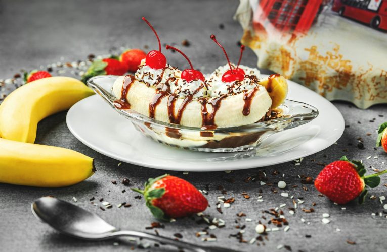 Helado de Banana Split con Solo Dos Ingredientes: Receta Fácil, Rápida y Económica